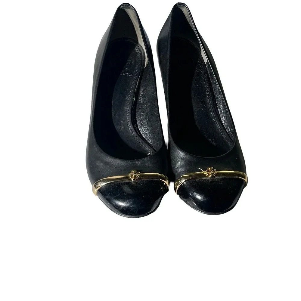 Tory Burch Black Leather Cap Toe Wedge Pumps Gold Logo Hardware Size 6.5